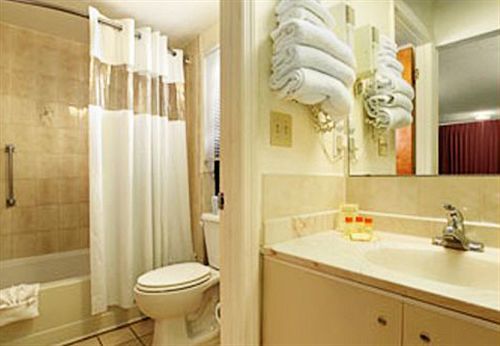 Express Inn & Suites Clearwater Pinellas Park Chambre photo